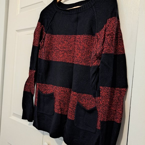 GAP Navy and Heathered Red Sweater - Picture 2 of 6